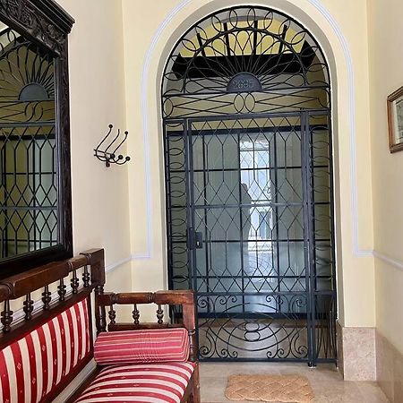 Apartamento Suite Alameda De Hercules Sevilla Dış mekan fotoğraf