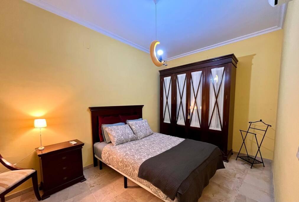 Apartamento Suite Alameda De Hercules Sevilla Dış mekan fotoğraf